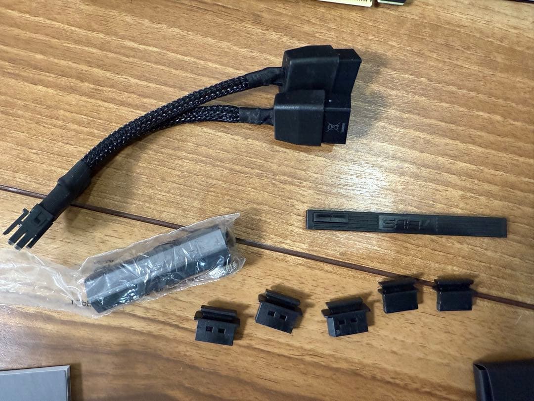 グラフィックボード・グラボ・ビデオカード ASUS ROG STRIX GAMING RTX 4070 Super