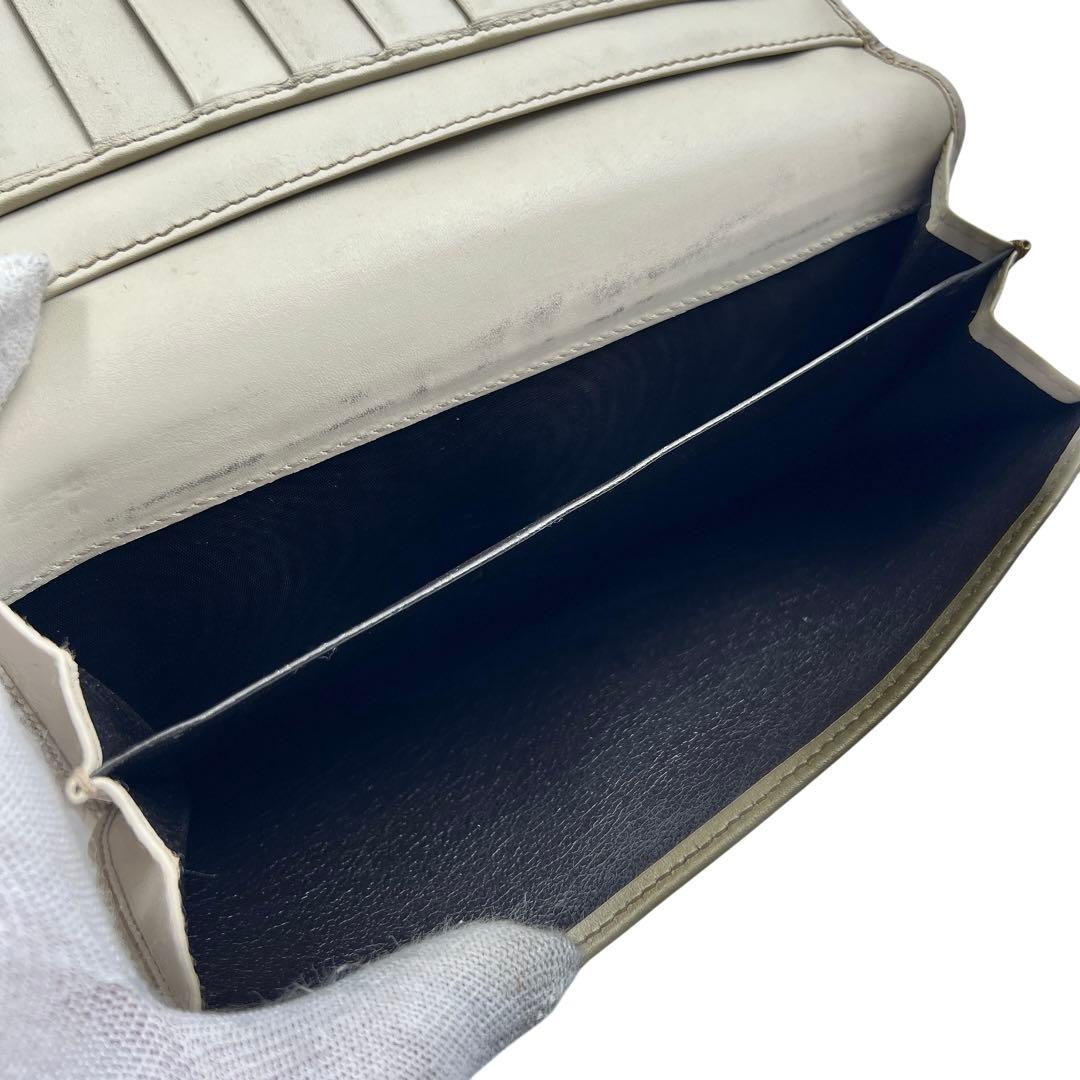 GUCCI シマ アイボリー レザー レディース 長財布 8054