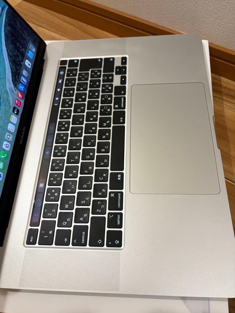美品　MacBook pro/2019/16インチ/512GBメモリ16GB