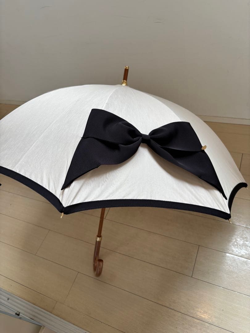 希少　Athena New York ベージュ×ブラック長傘