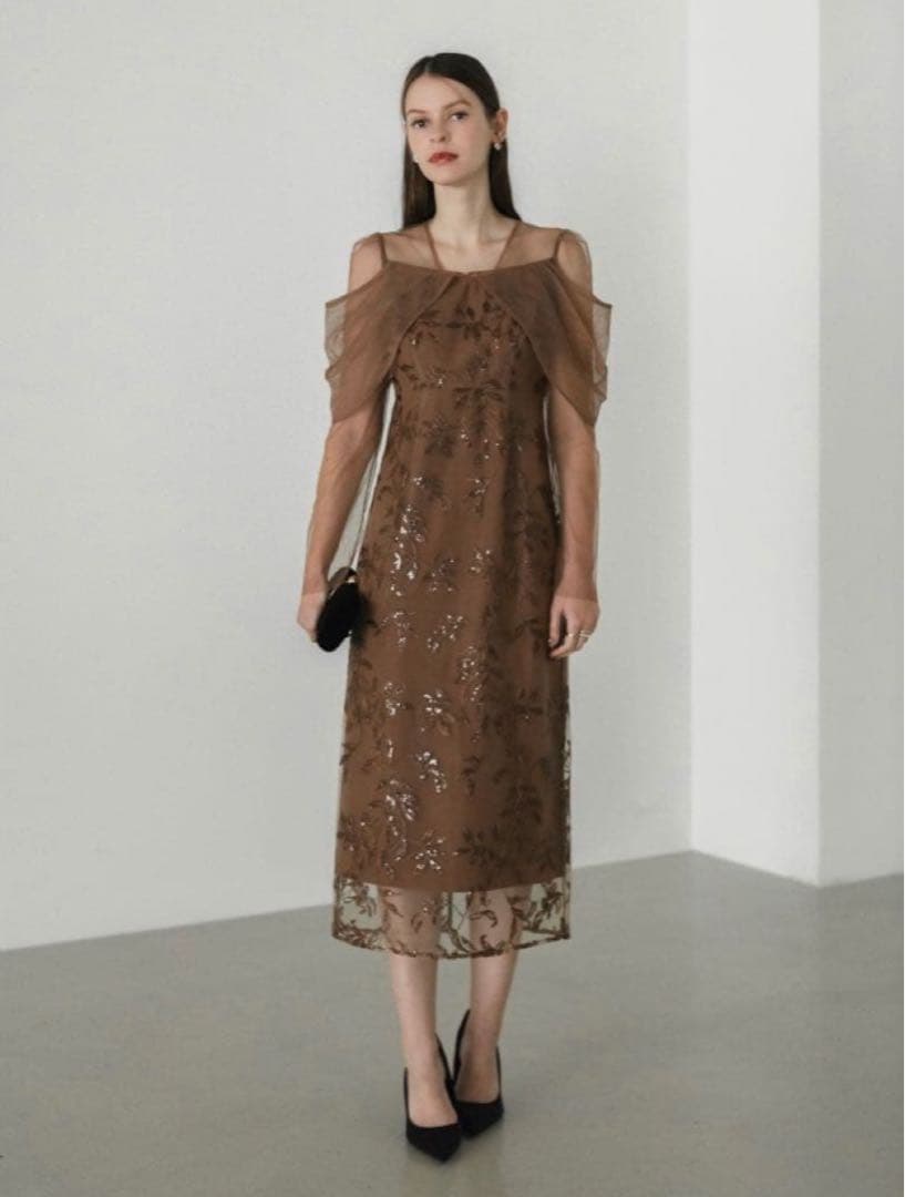 チュールロングスリーブリーフIラインワンピースドレス結婚式パーティー二次会成人式