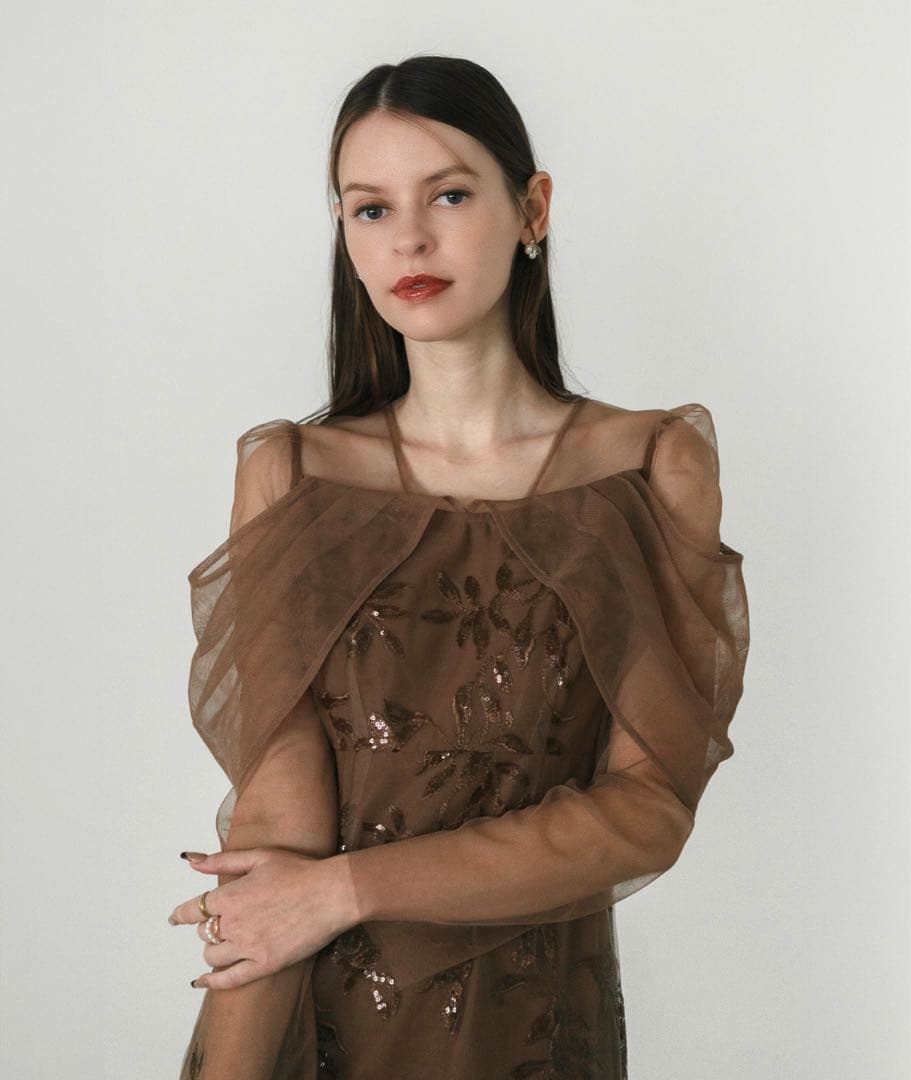 チュールロングスリーブリーフIラインワンピースドレス結婚式パーティー二次会成人式