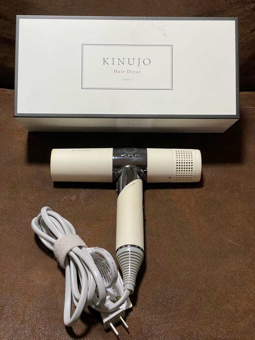 『美品』KINUJO KH201 ヘアドライヤー　ホワイト　動作確認済即日発送