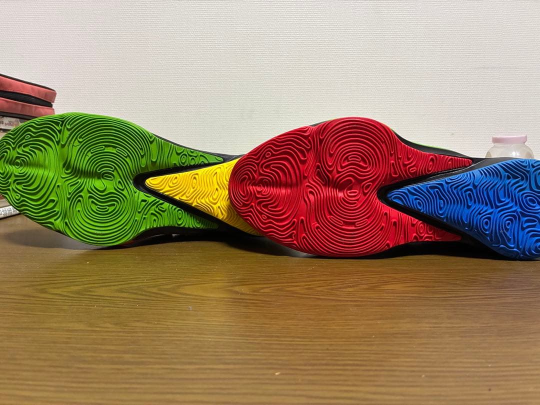 シューズ(男性用) NIKE ZOOM FREAK3 UNO