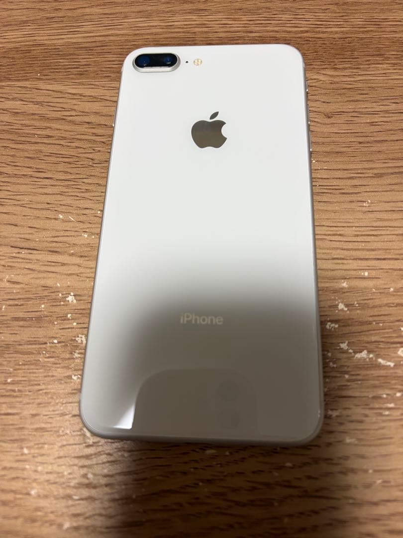 Apple iPhone 8 Plus ホワイト 本体