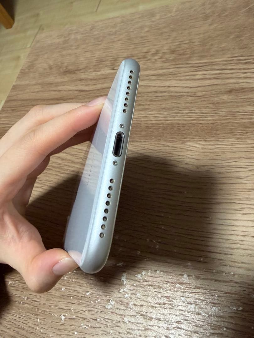 Apple iPhone 8 Plus ホワイト 本体