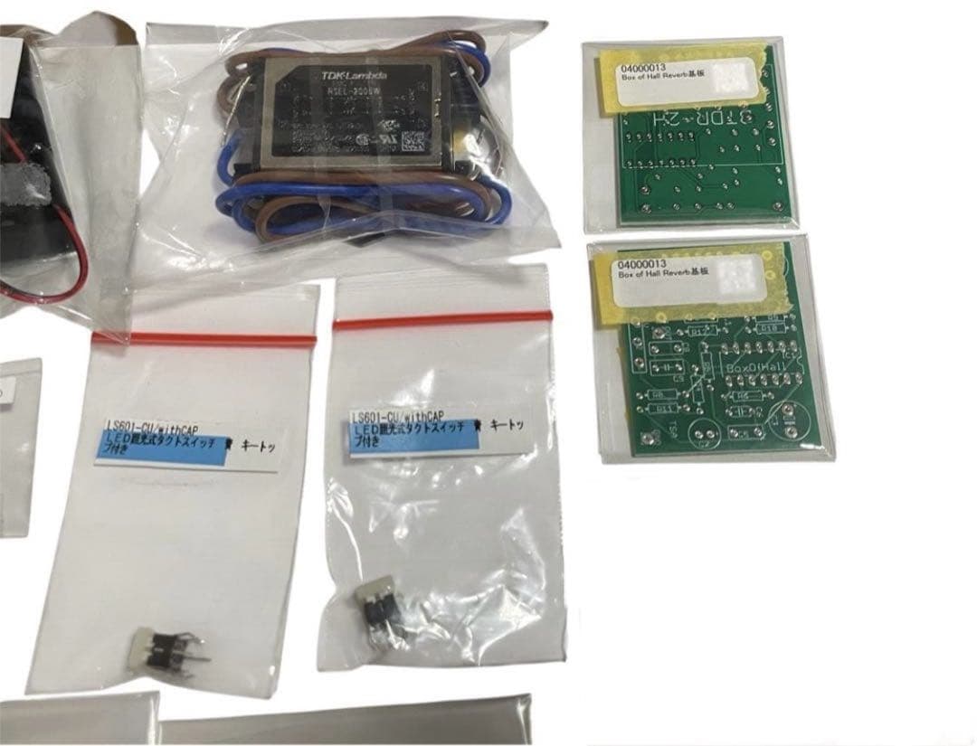 電子部品 ノイズフィルター ジャック 基盤 コンデンサ 抵抗器R-9-97/4