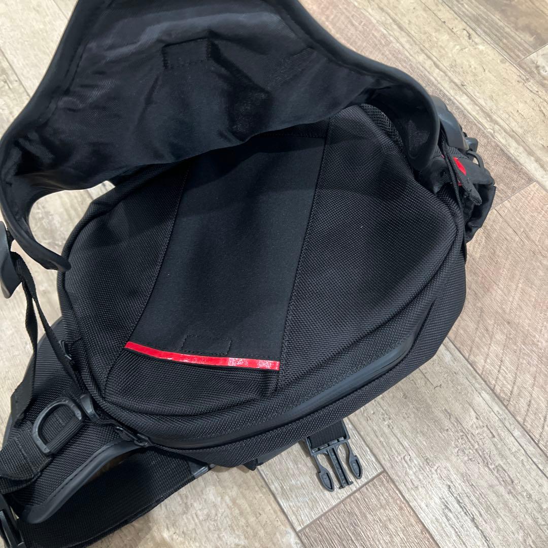 KUSHITANI クシタニ ヒップバッグ