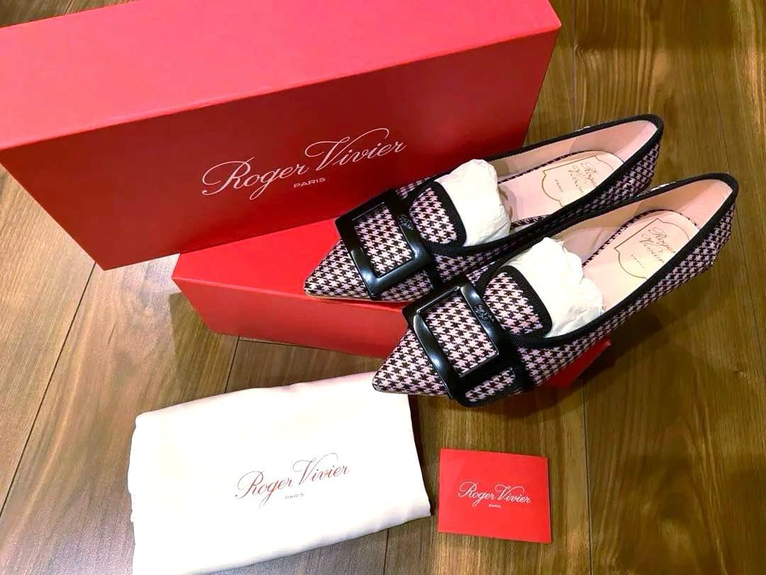 も*ぶ様 Roger Vivier ロジェ ヴィヴィエ パンプス フラットシュー