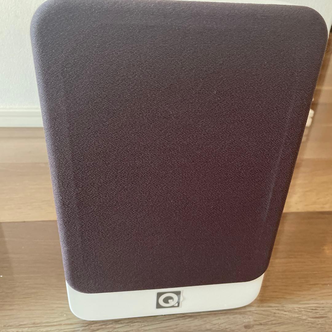 レア　Q Acoustics 2020i ブックシェルフスピーカー ホワイト