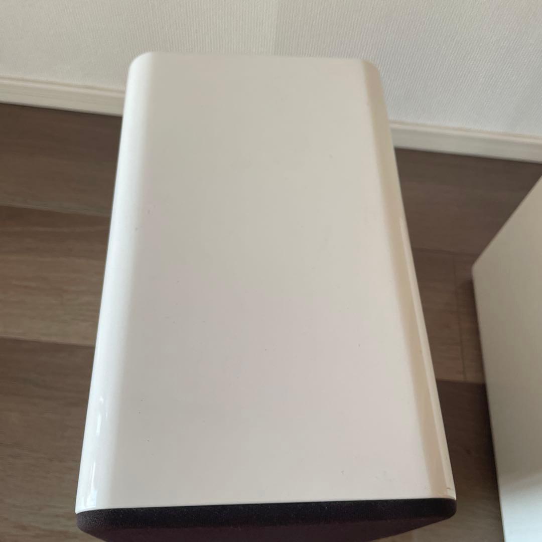 レア　Q Acoustics 2020i ブックシェルフスピーカー ホワイト