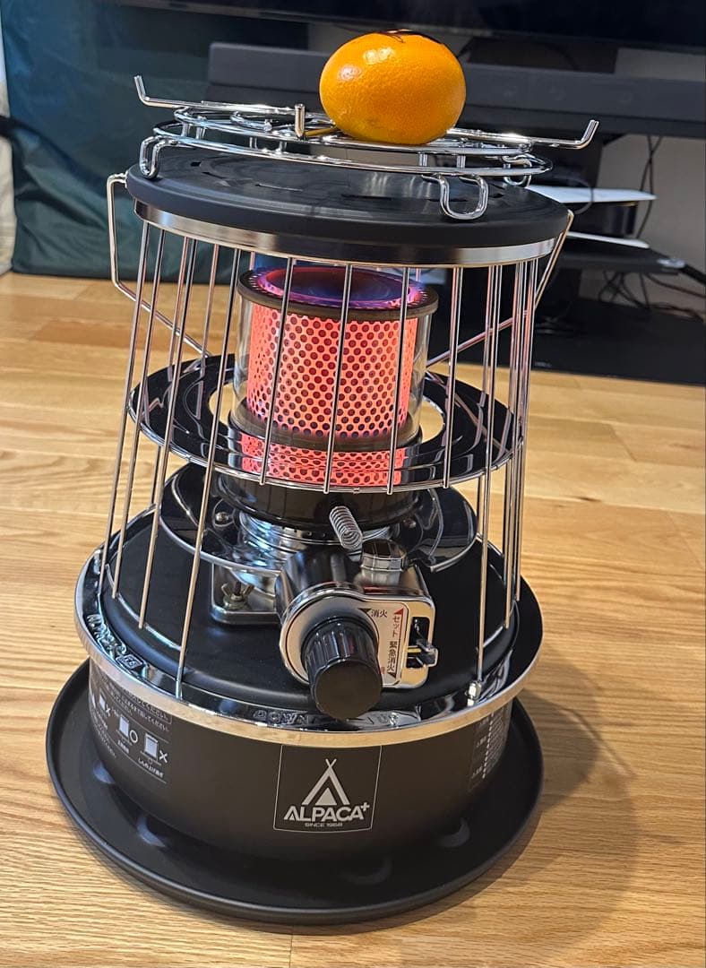 (手渡し限定)24年製　ALPACA 石油ストーブ　 収納ケース付き