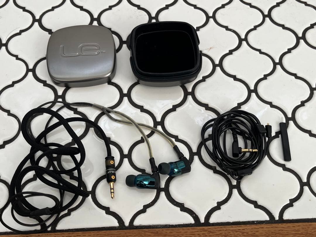 イヤホン Ultimate Ears Triple.fi 10 Pro