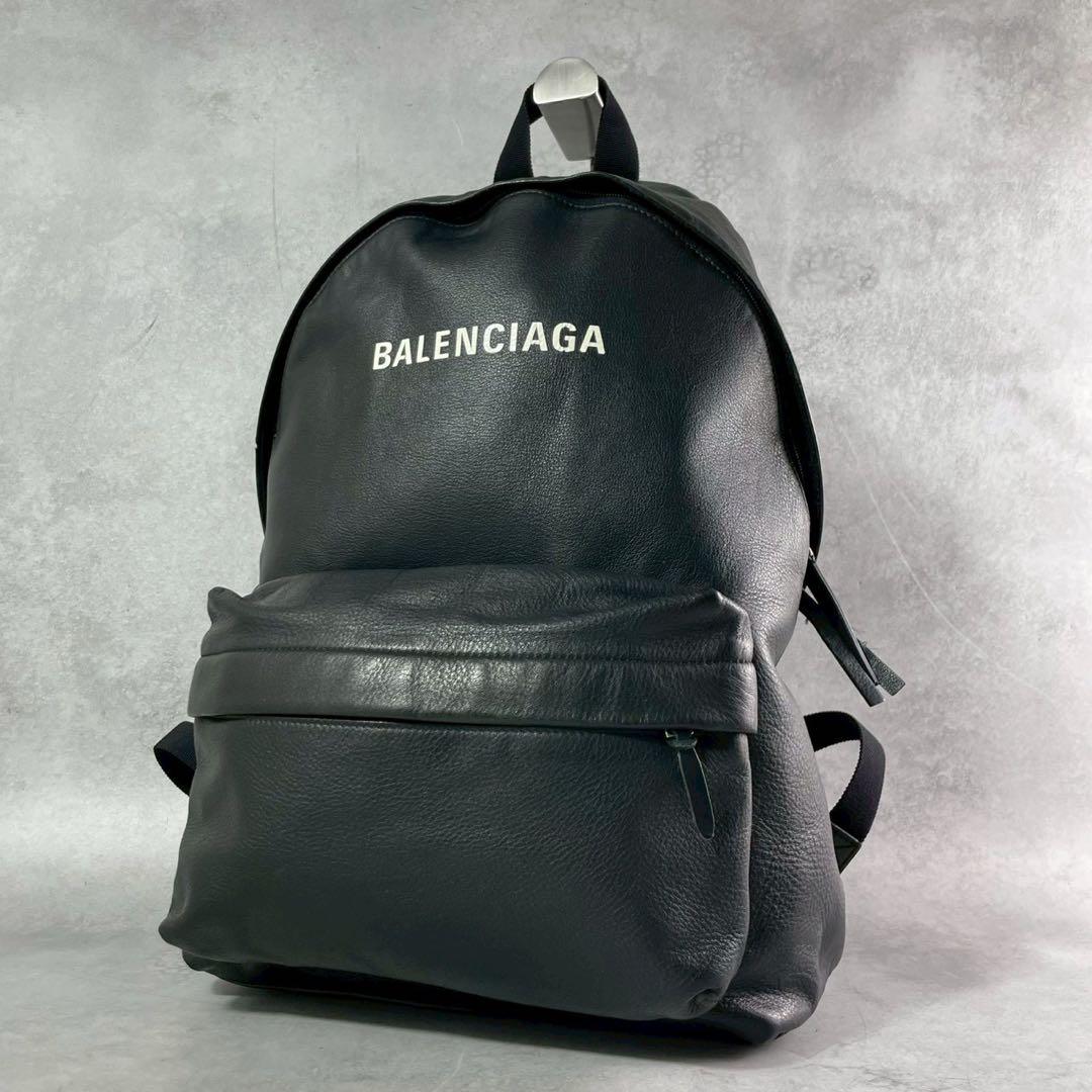 バレンシアガ エブリデイ バックパック レザー リュック ロゴ 大容量 ブラック