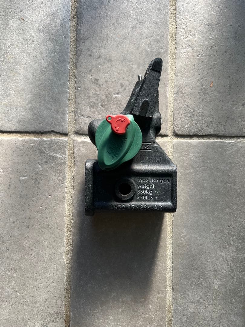 ランドローバー　ヒッチレシーバー　2インチ