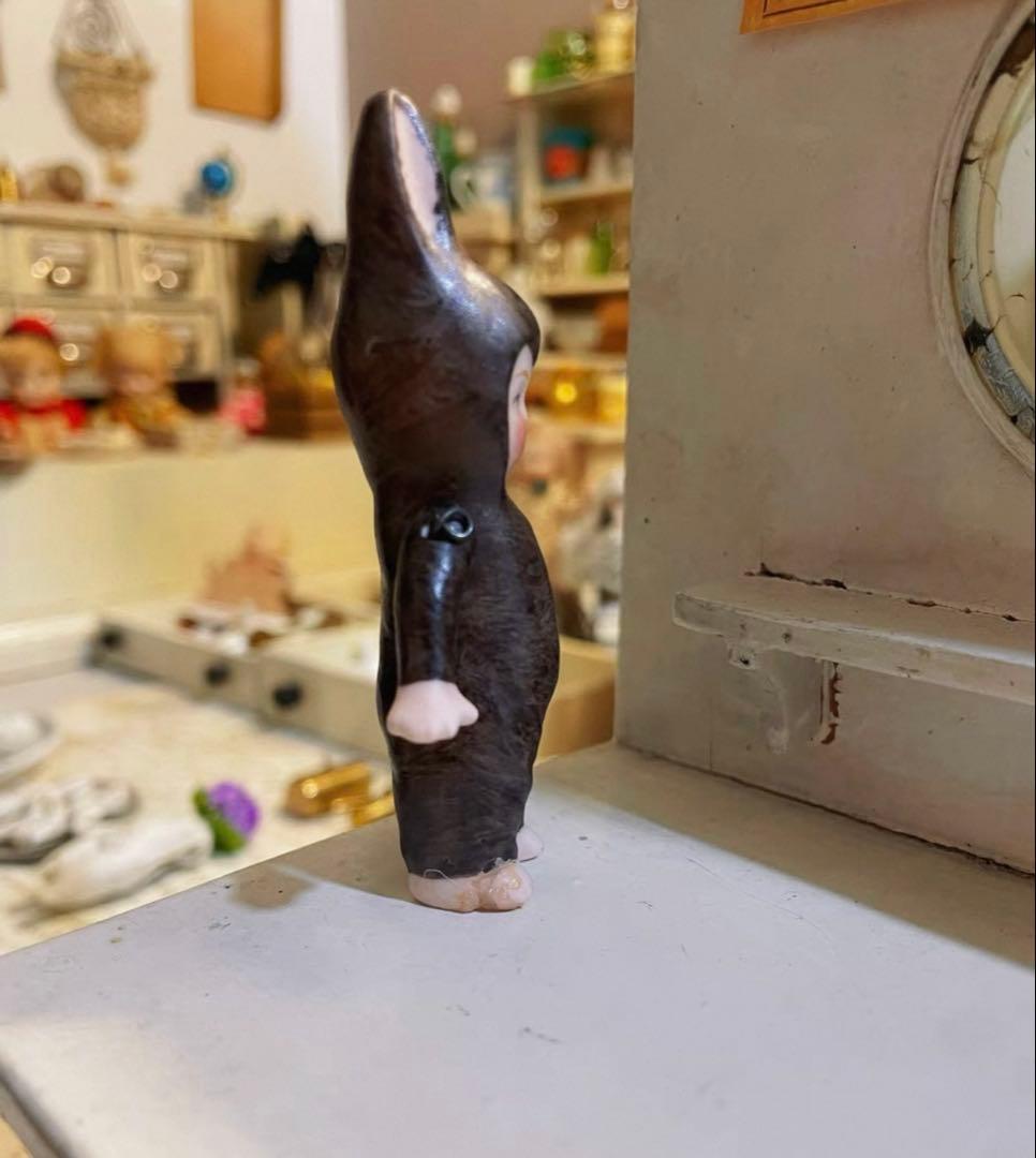 ドイツ　アンティーク　うさぎの着ぐるみ　ミニョネット　ビスクドール