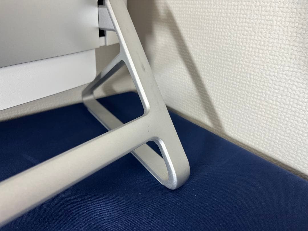 第11世代i5 Dell Inspiron 24 5400 AIO 512GB