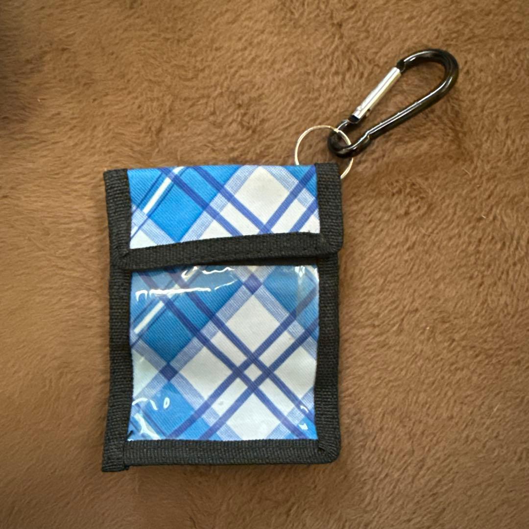 子供用スノーボードウェアセット　クイックシルバー　ビーニー、グローブ、ゴーグル