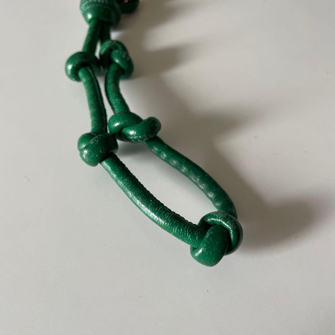 BOTTEGA VENETA グリーンレザー キーホルダー