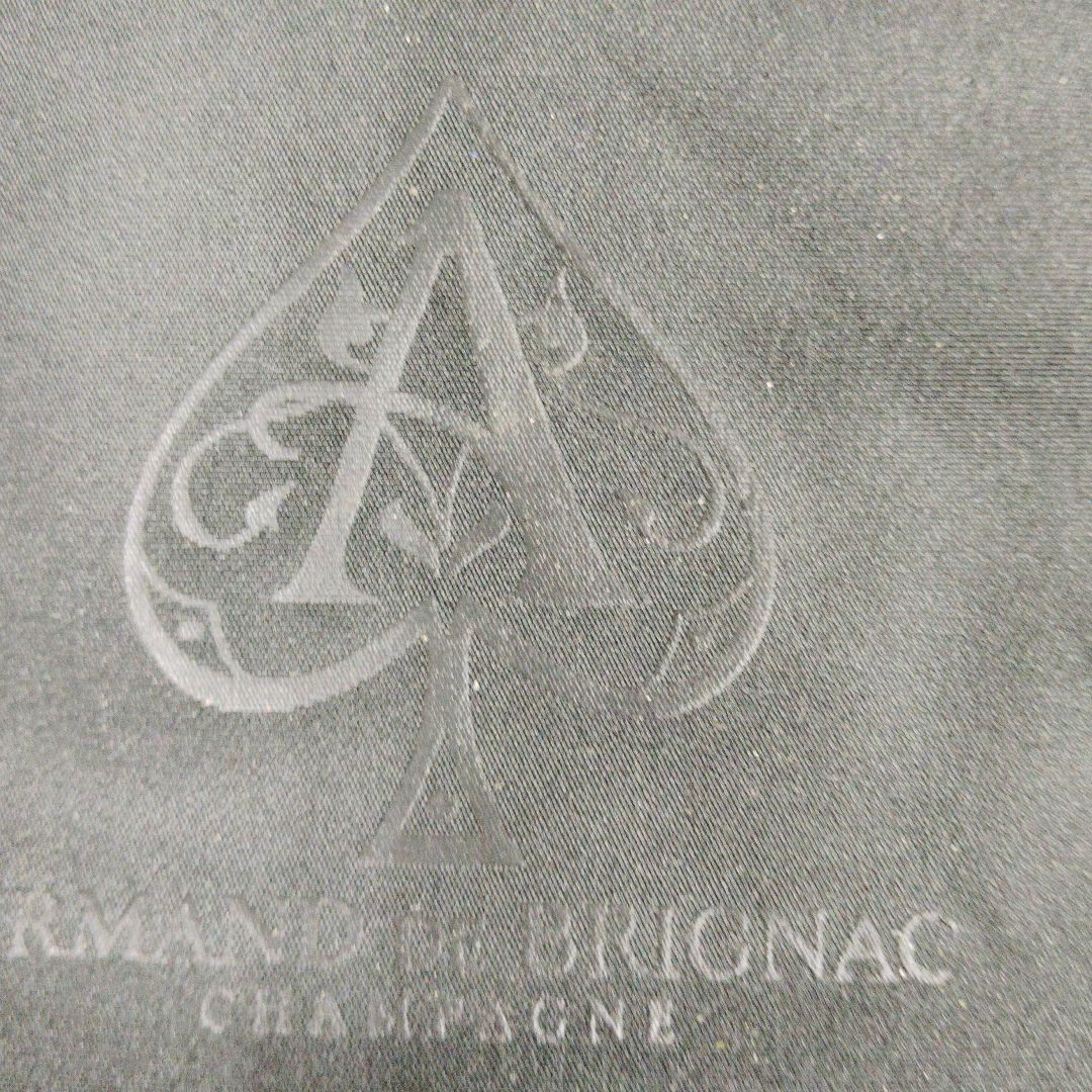 ギ*ロ様 未開封品　アルマンド　ゴールド　シャンパン