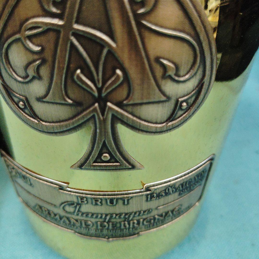 ギ*ロ様 未開封品　アルマンド　ゴールド　シャンパン