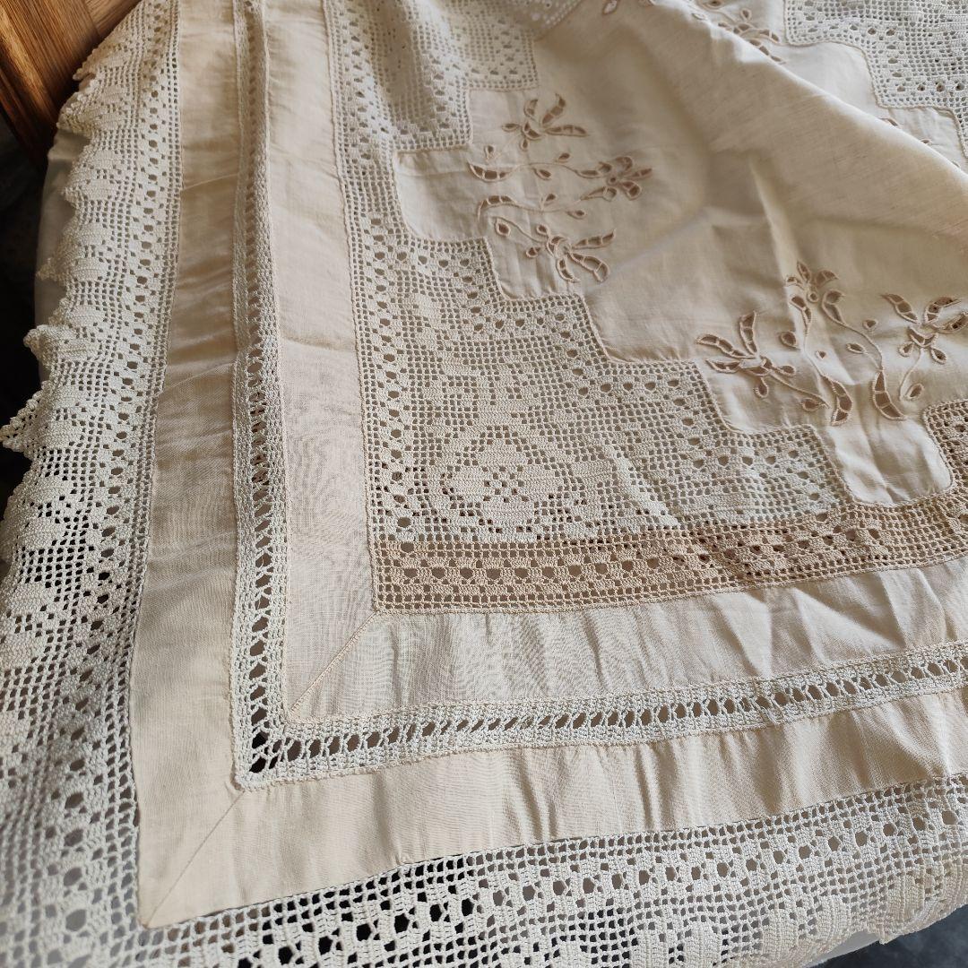 お手仕事　リネン　カットワーク　クロッシェ編みレース　　生成り　フリークロス