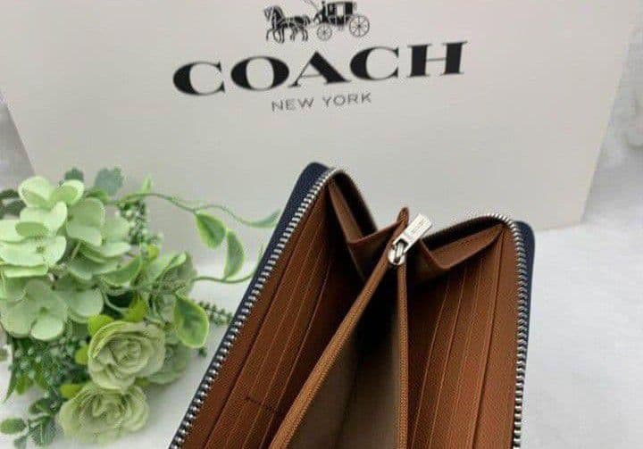 新品未使用コーチ長財布ネイビー花柄フラワーレディースメンズ送料無料即日発送