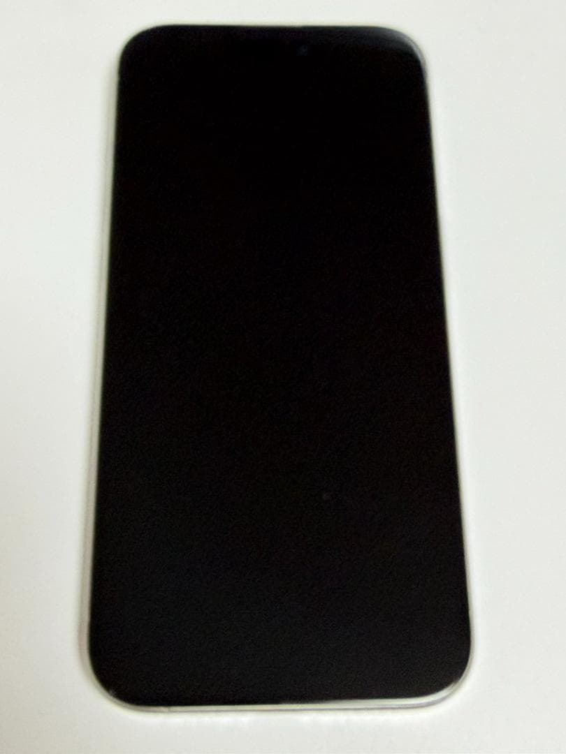 iPhone 15 Pro 256GB ホワイト SIMフリー バッテリー95%