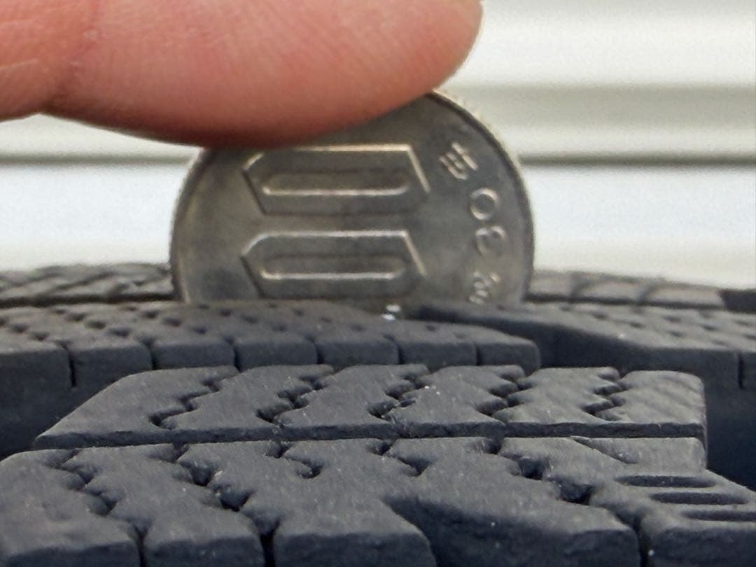 アイスナビ7 215/60R17 スタッドレスタイヤ・ホイールセット