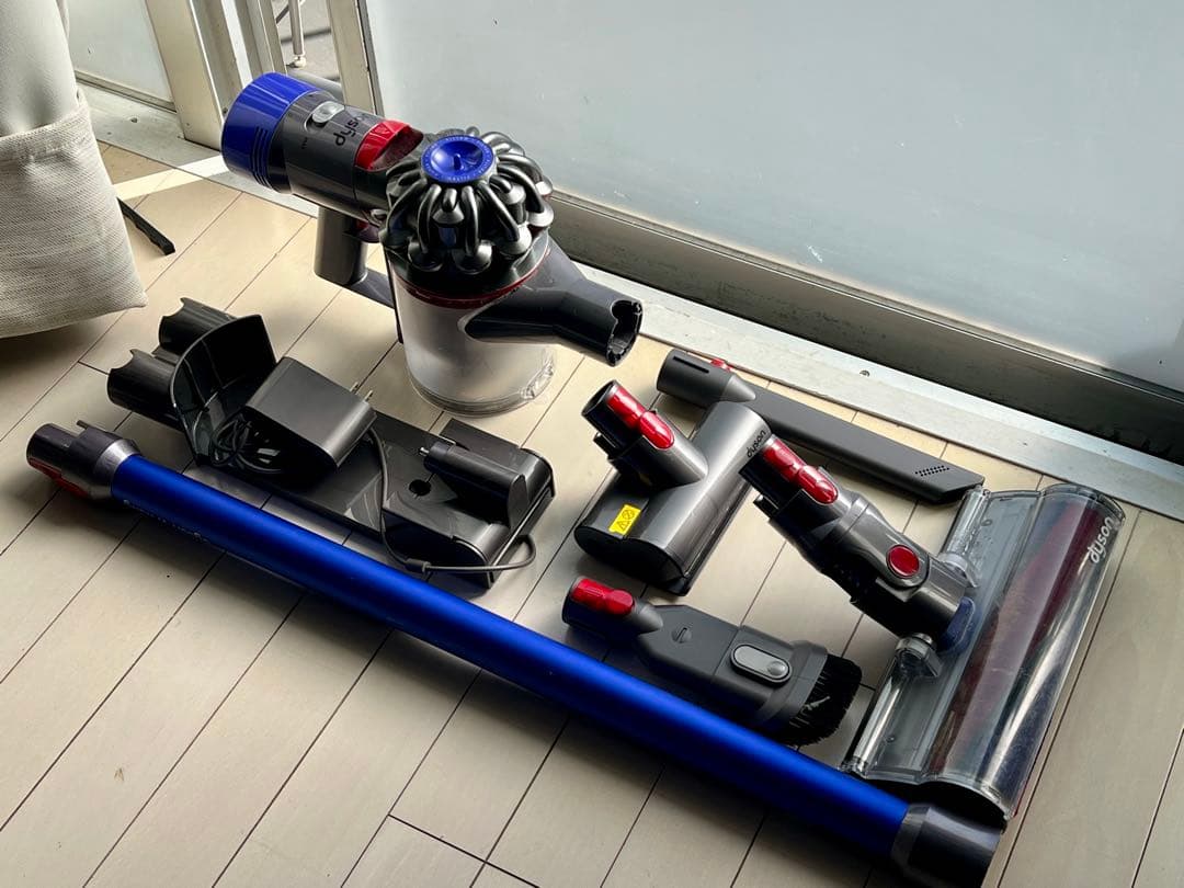 Dyson ハンディクリーナー コードレス