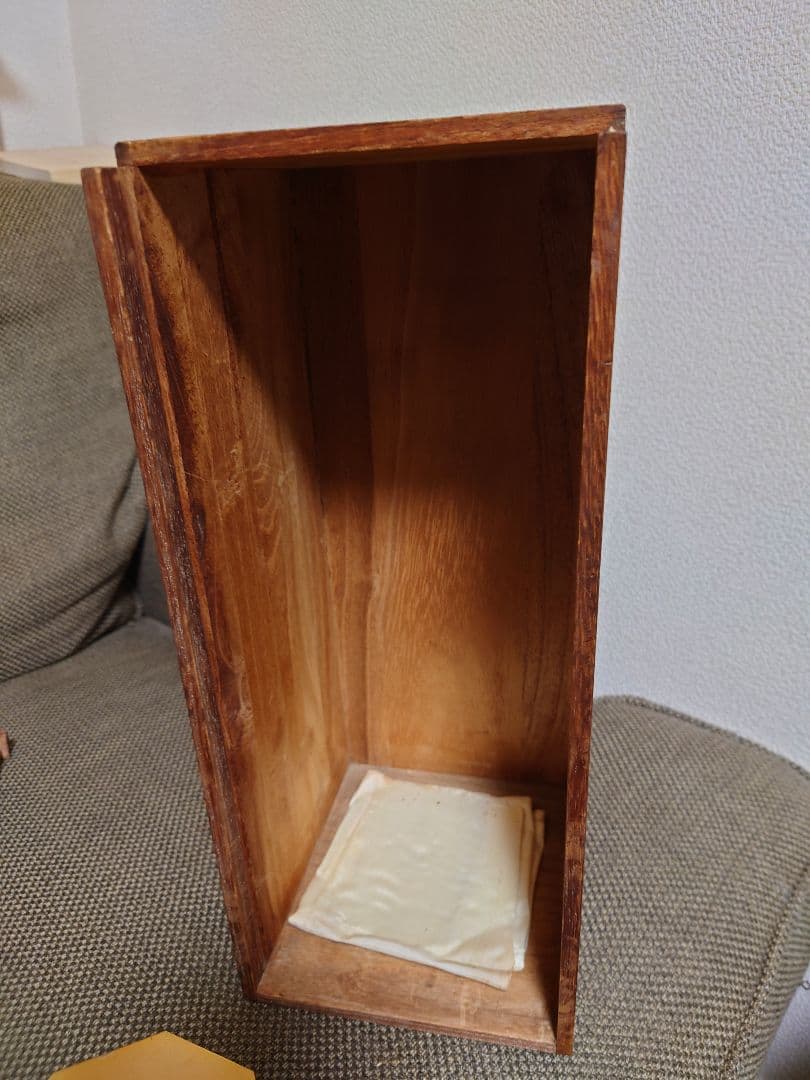 牧田秀雲作　聖観世音菩薩像