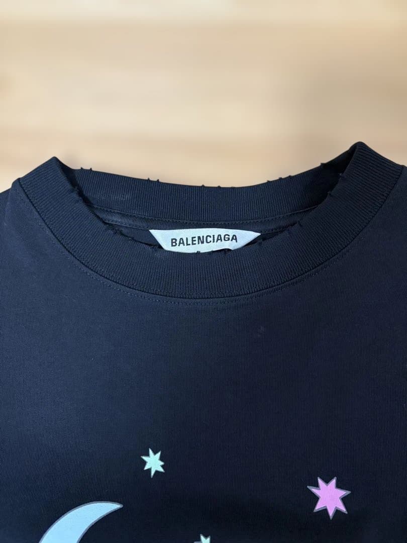 新品タグ付きバレンシアガ　激レアTシャツ　ベア