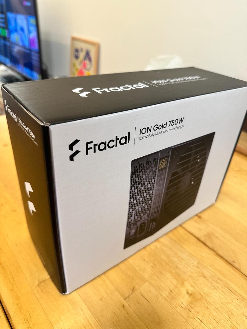 PSU Fractal ION Gold 750W フルモジュラー電源