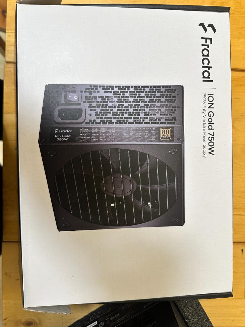 PSU Fractal ION Gold 750W フルモジュラー電源