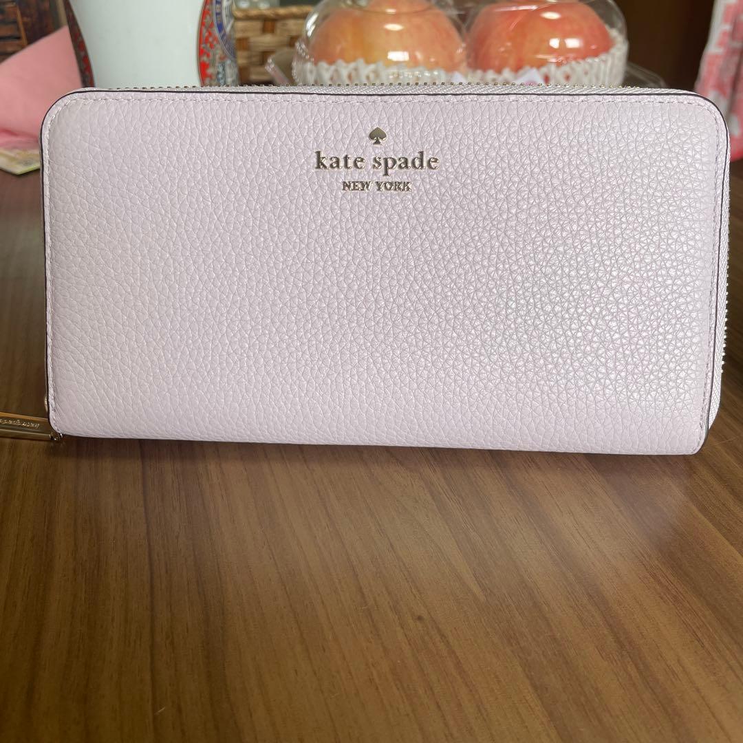 新品、未使用ケイトスペード　長財布