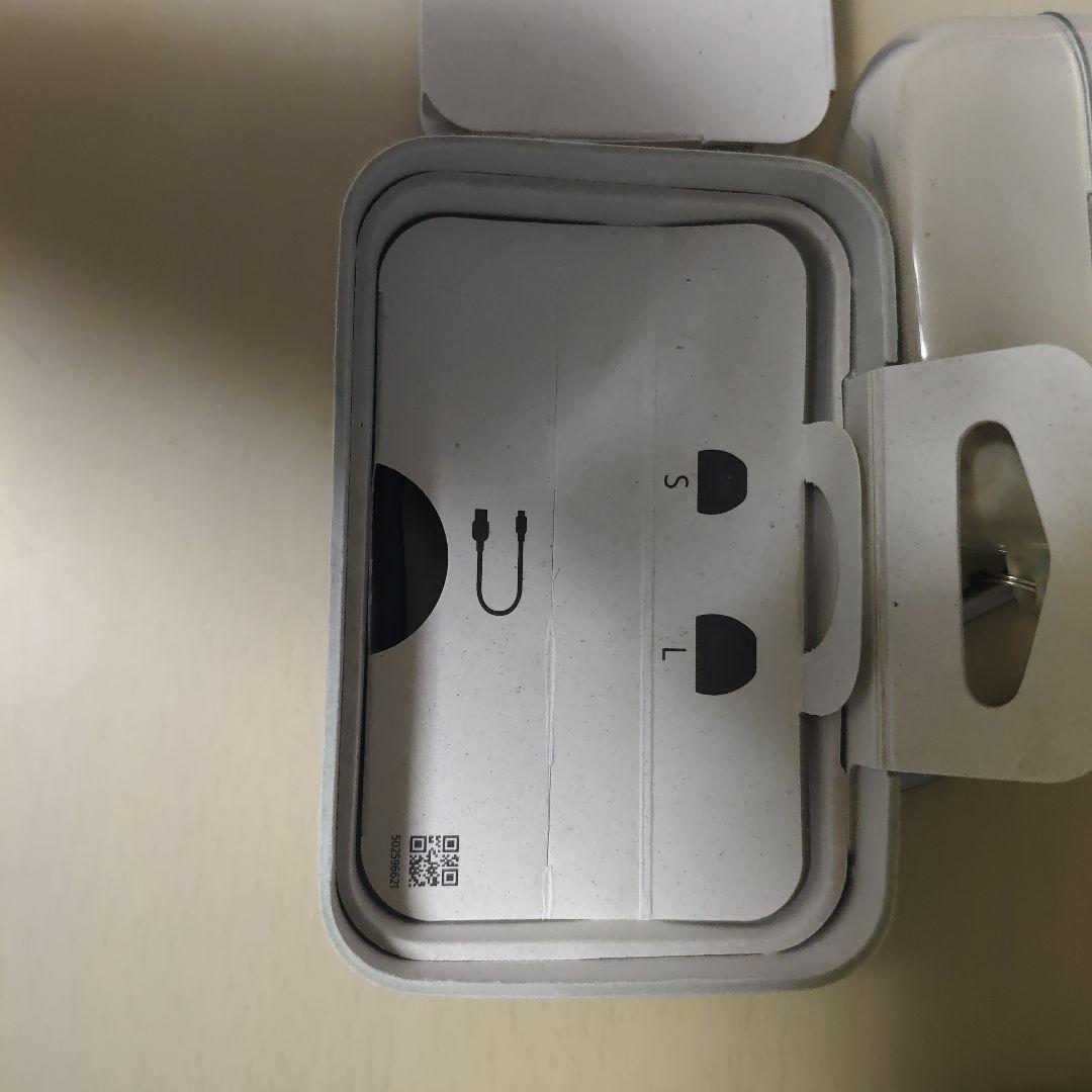 Sony WF-1000XM4 ケース付き