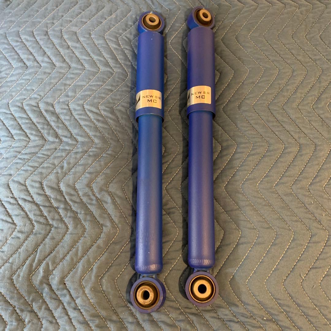 【訳有り】KYB製ショックアブソーバ　5本セット　ジムニーシエラ用(JB74W)