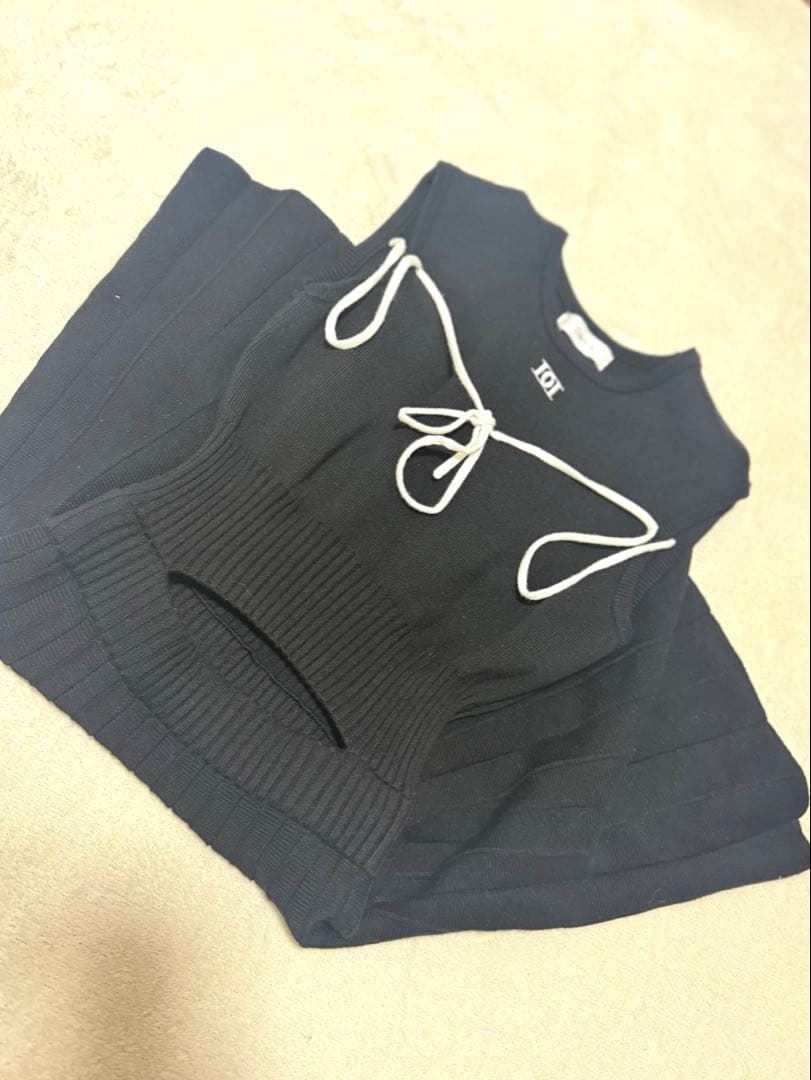 ウエストオープンストリングニットミニワンピース