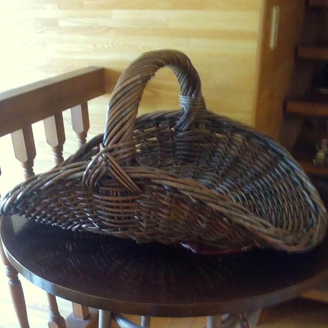お洒落な籐かご