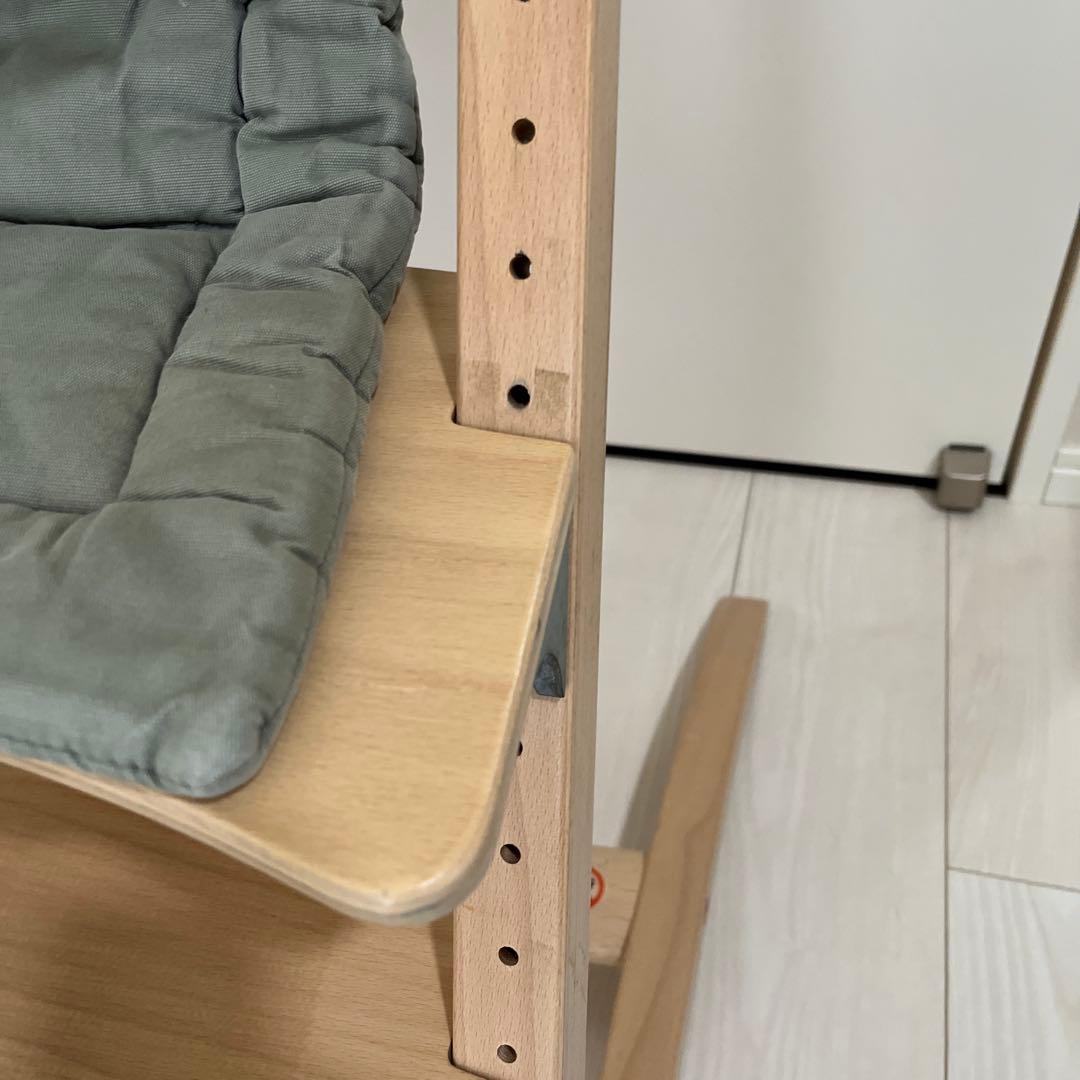 【Leander】リエンダーハイチェア⭐︎クッション&セーフバー付き⭐︎2021購入