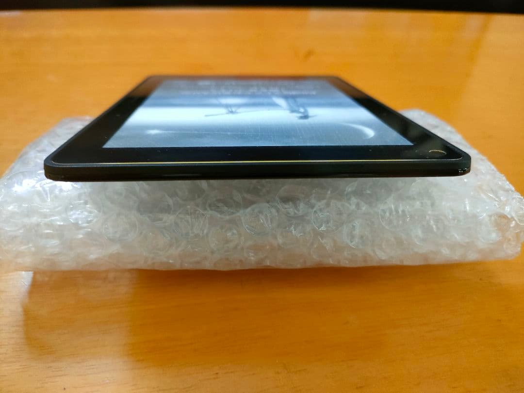 美品Kindle Voyage 7世代4GB 電子書籍リーダー 黒