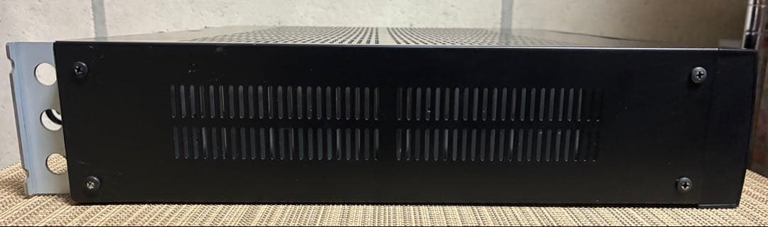 Victor PS-A1004 パワーアンプ 100V,300W