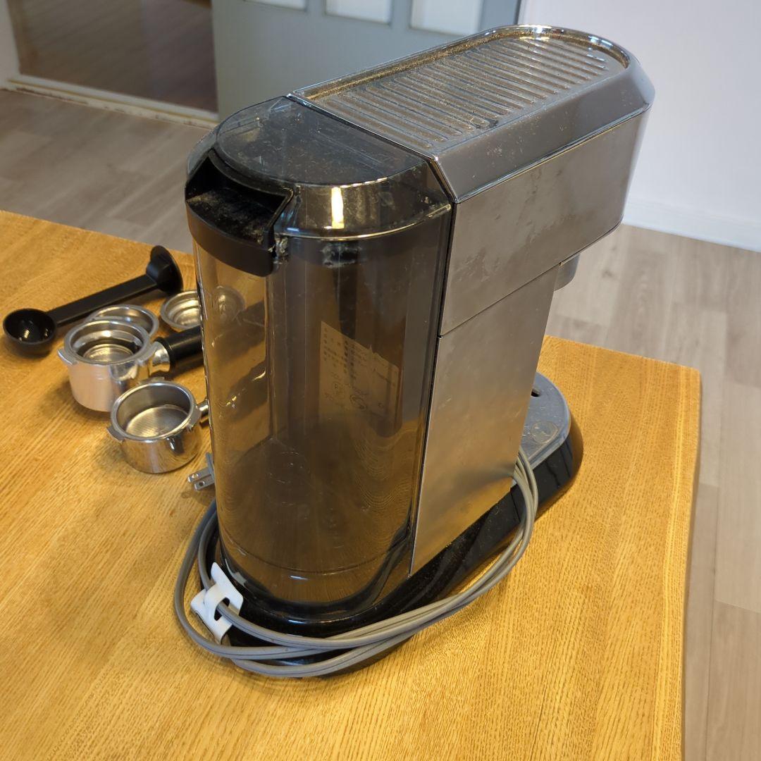 デロンギ　デディカ　 エスプレッソマシン 　 ミルクスチーマー部分ジャンク