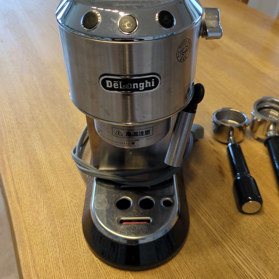 デロンギ　デディカ　 エスプレッソマシン 　 ミルクスチーマー部分ジャンク