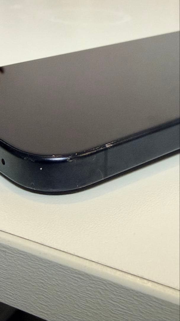 美品 オマケ付き iPhone 15 Pro ブルーチタニウム 128GB