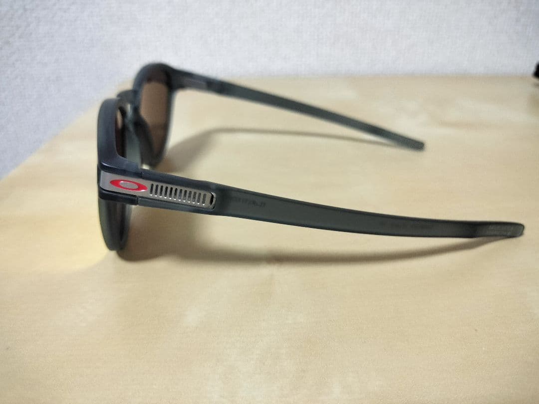 状態良好 美品 OAKLEY LATCH