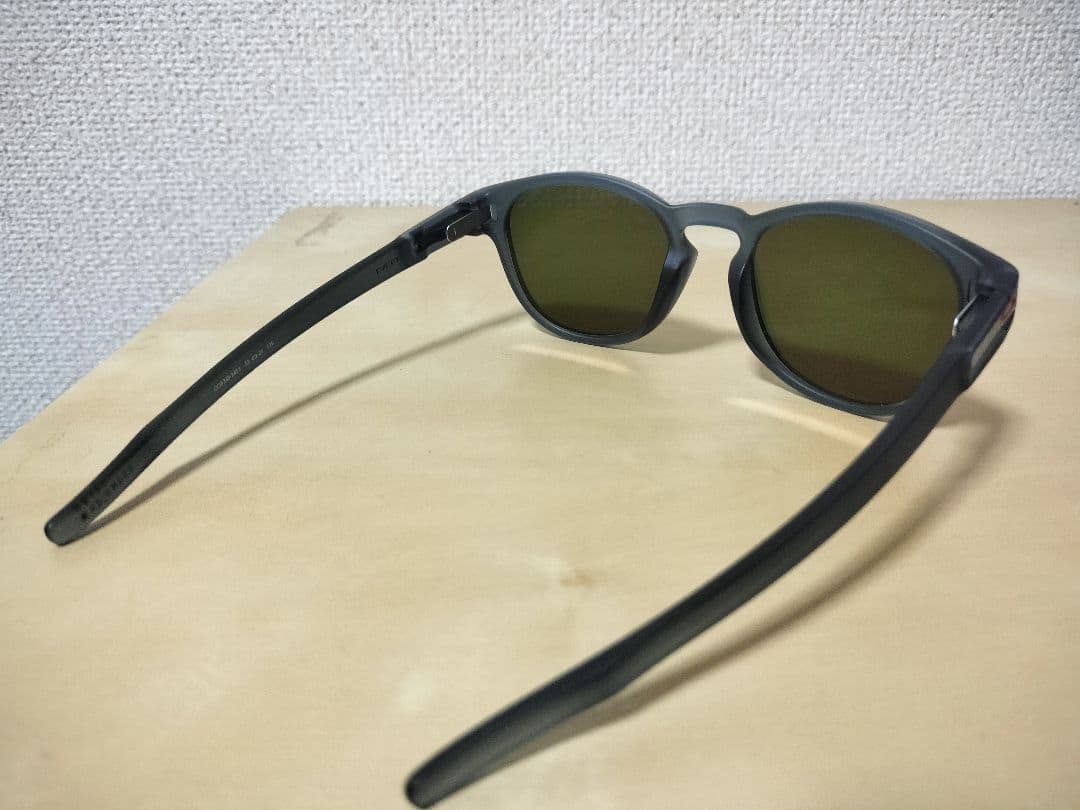 状態良好 美品 OAKLEY LATCH
