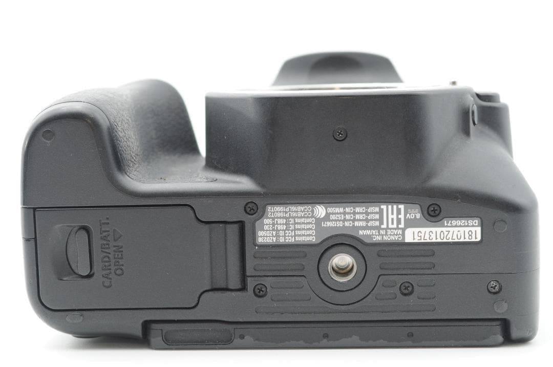 ▲美品⑧▲新春初売りSALE▲ Canon EOS Kiss x9 ダブル