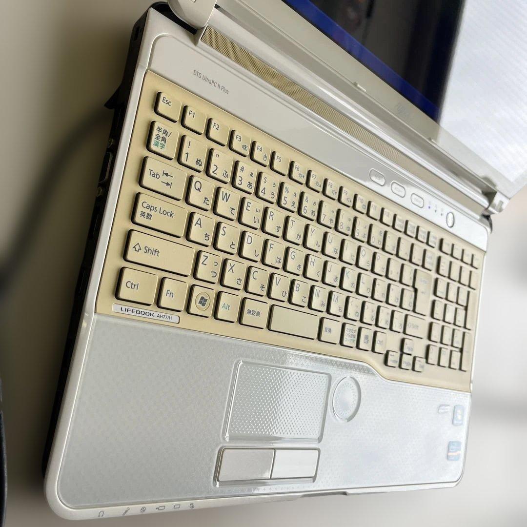 ☆格安美品☆WindowsXP☆富士通15.6インチ大画面第3世代i7ノートPC