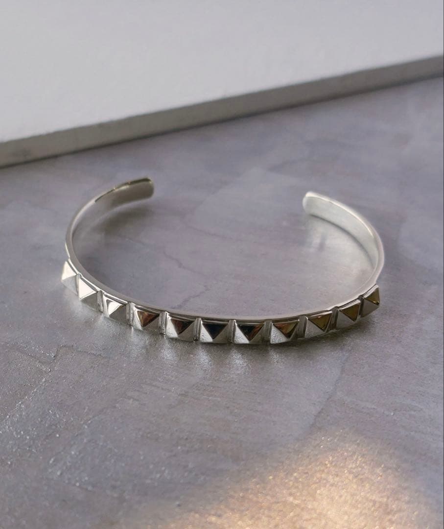 aiko着 e.m. イーエム シルバー スタッズ バングル